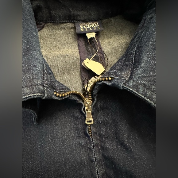 ✨NEW✨ Gianfranco Ferre jeans denim jacket size S - Picture 3 of 6